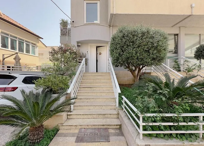 Whole Floor In Upscale Neighborhood アパート *